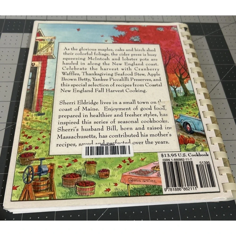 Coastal New England Fall Harvest COOKBOOK Plastic Comb Sherri‎ Eldridge